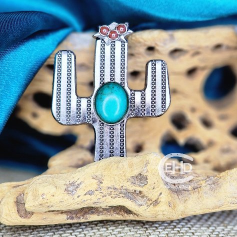 Saguaro Cactus Wild Rag Buckaroo Scarf Slide - Elk Hollow DesignsSaguaro Cactus Wild Rag Buckaroo Scarf Slide